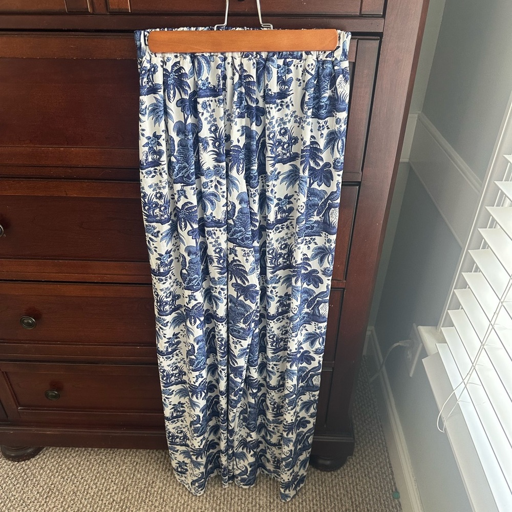 STAUD Blue and White Wide-Leg Printed Pants - Picture 4 of 10